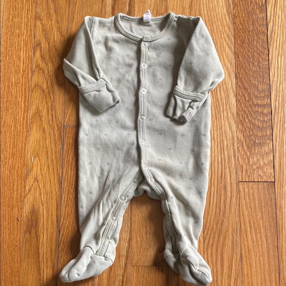 Quincy Mae Other - Quincy Mae Footed Pajamas Organic Cotton
